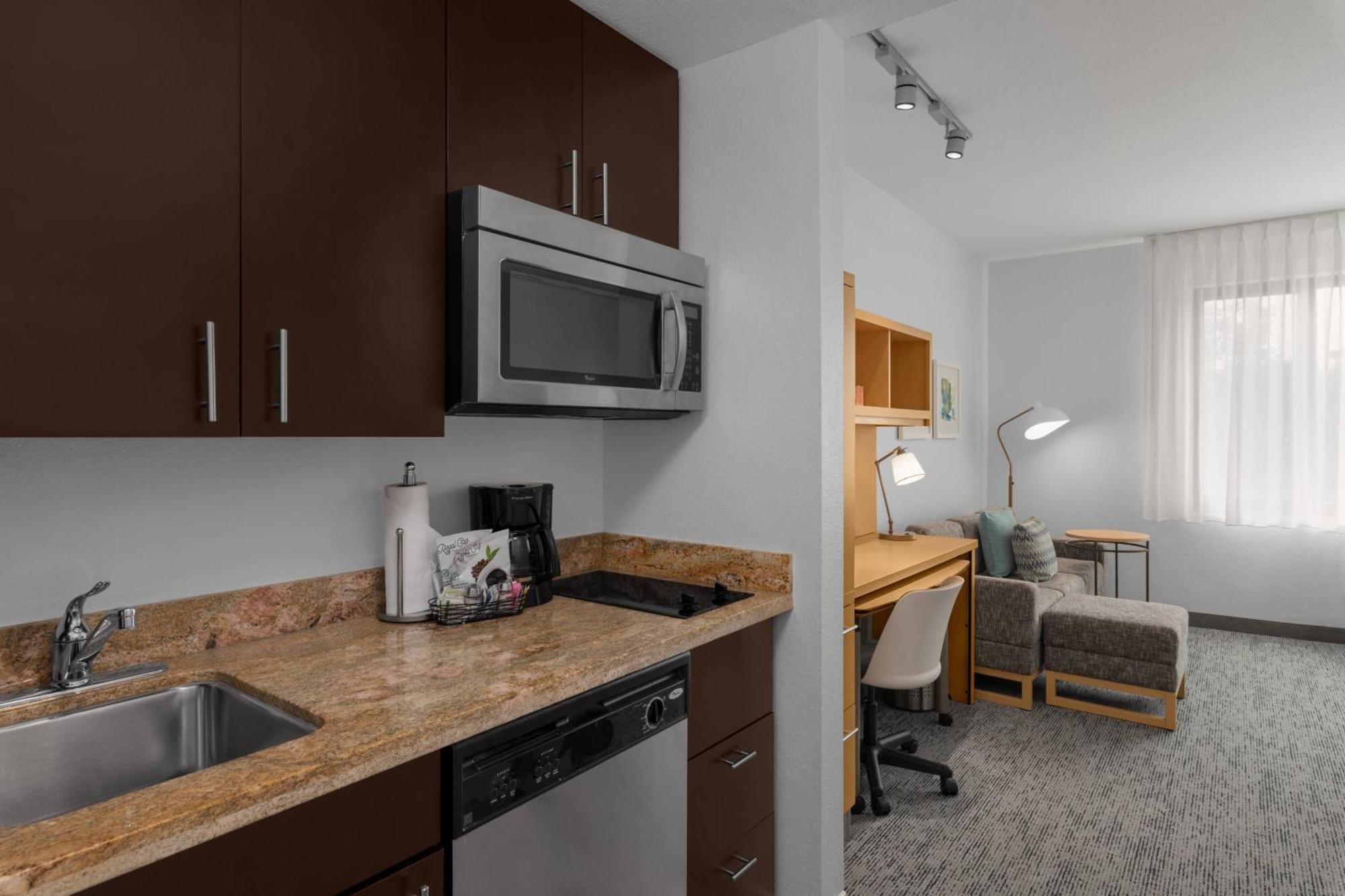 Townplaces Suite Denver Airport At Gateway Park Aurora Bagian luar foto